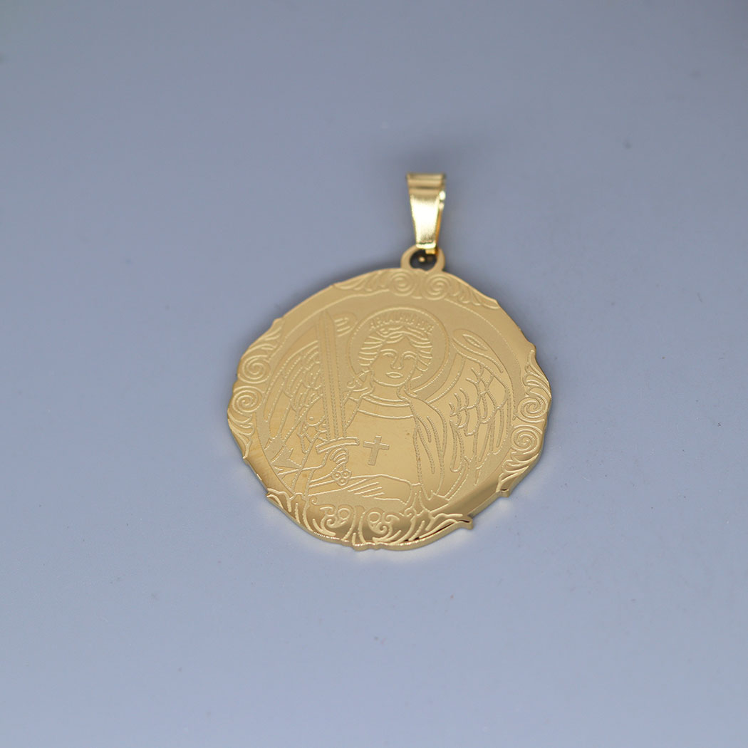 Amuletos de medallón de San Mi - Jewelry Making Michaels reseña y precio