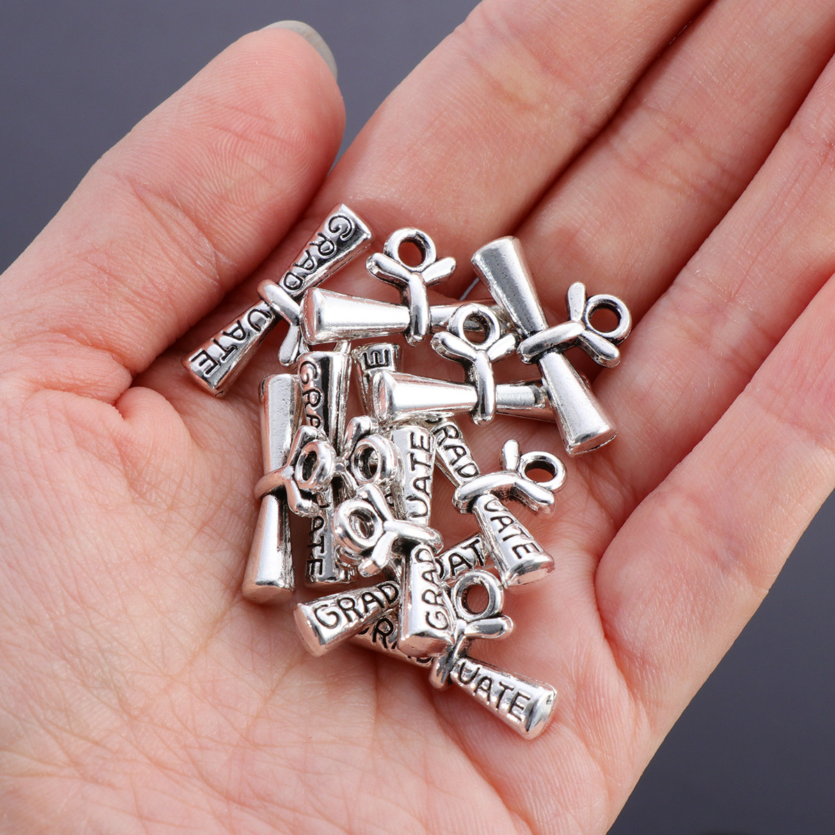20 piezas de colgantes de dipl - Jewelry Making Diploma reseña y precio