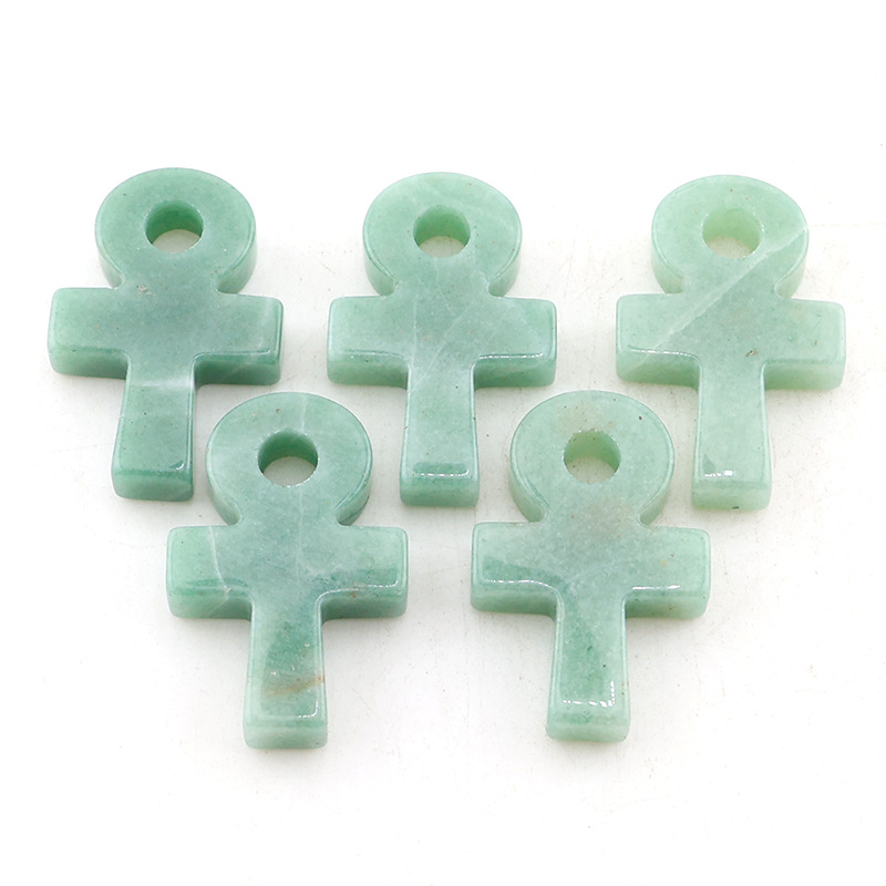Colgante Cruz Ankh de Aventuri - Jewelry Making Michaels reseña y precio