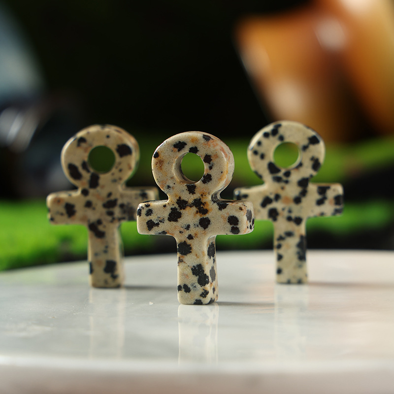 Colgante Cruz Ankh con Punto D - Jewelry Making Michaels reseña y precio