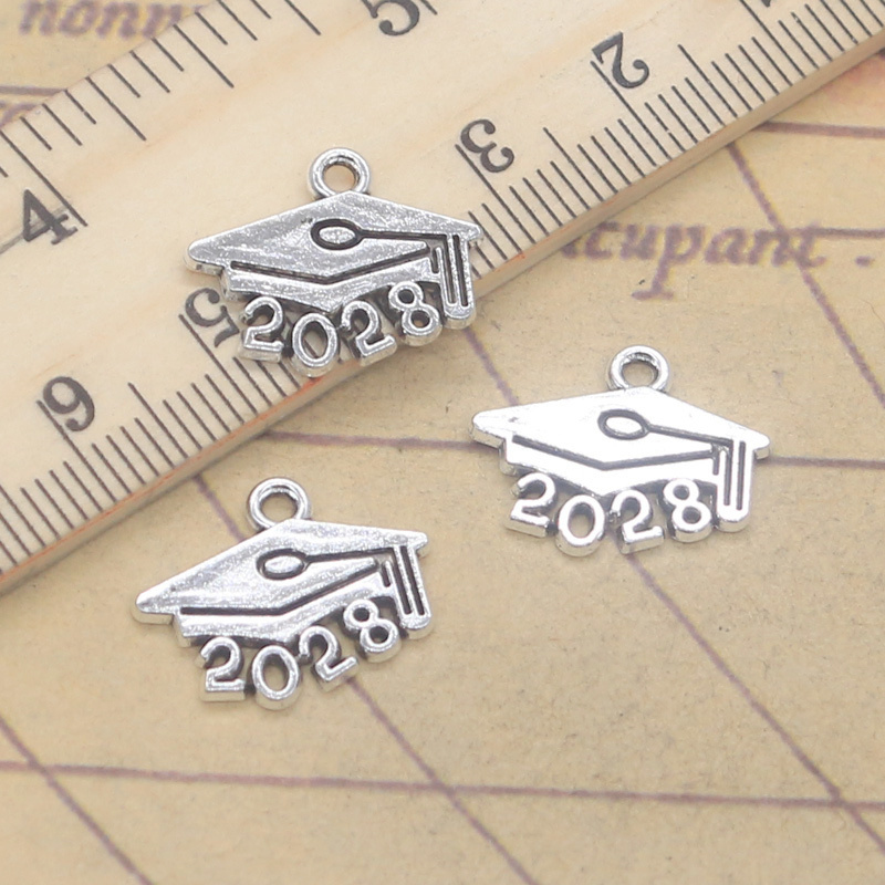 30 piezas de dijes de graduaci - Jewelry Making Diploma reseña y precio